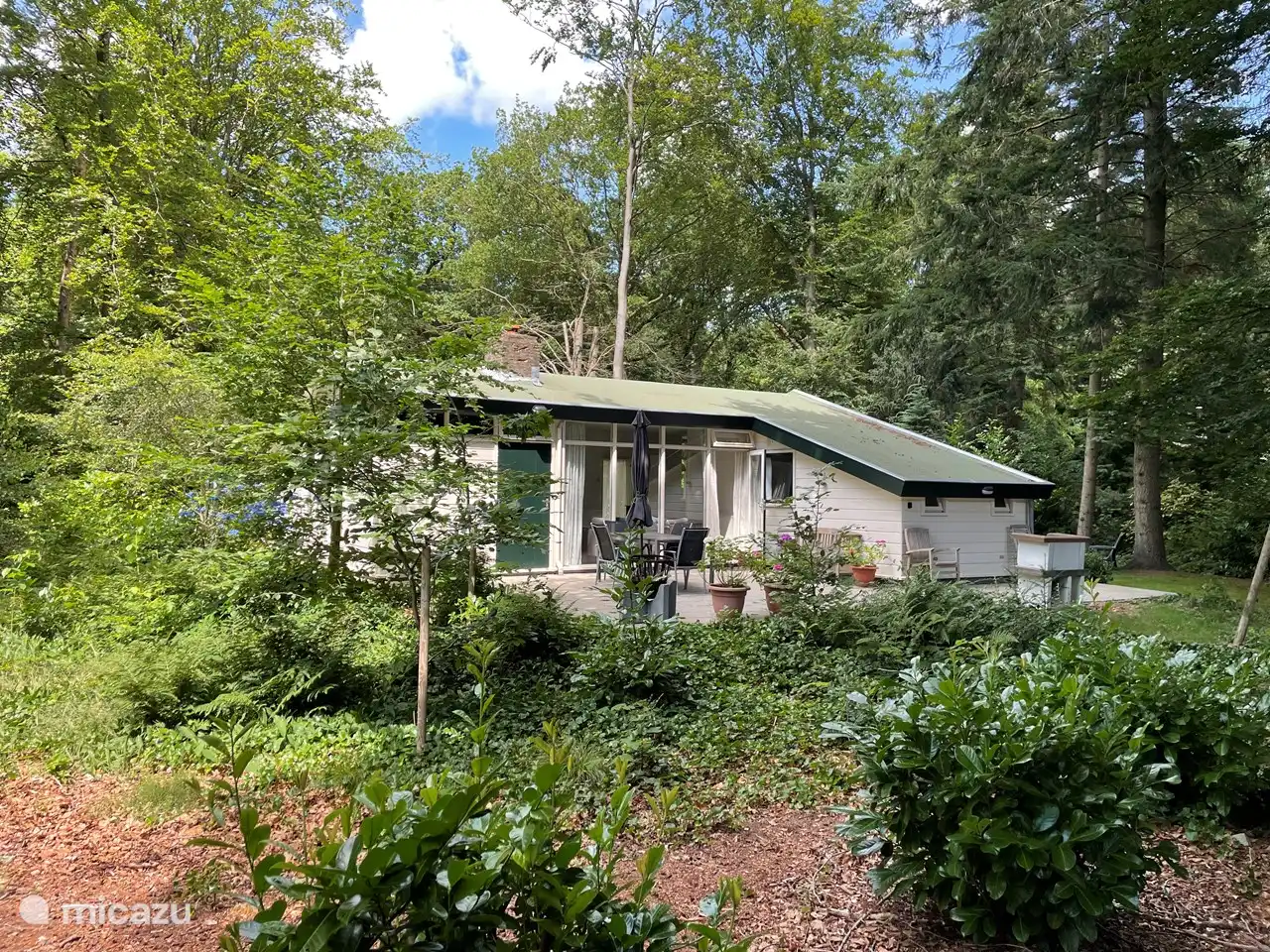 Hinteres Ferienhaus mit geräumiger Terrasse, viel Privatsphäre!