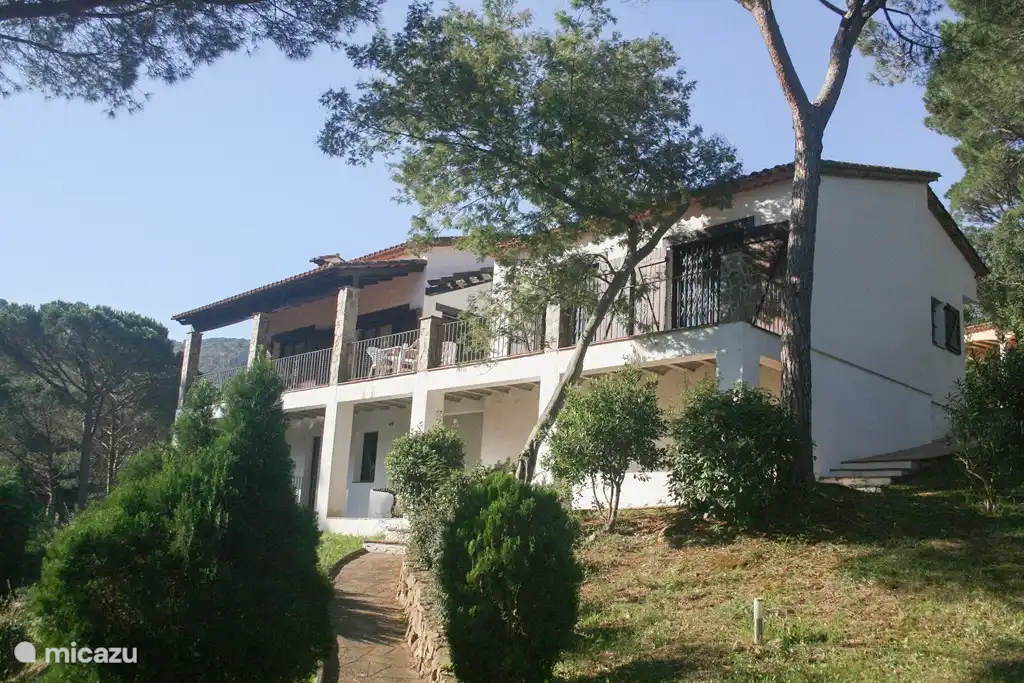 Zurück Villa Adelfa