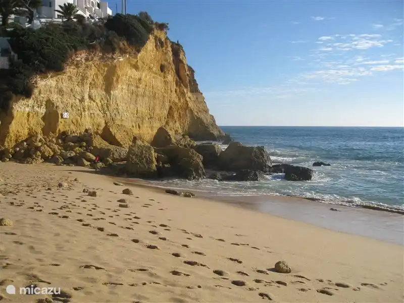 Strand Carvoeiro in der Nähe des gemütlichen Zentrums