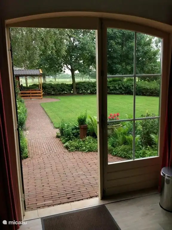 Blick vom Wohnzimmer.