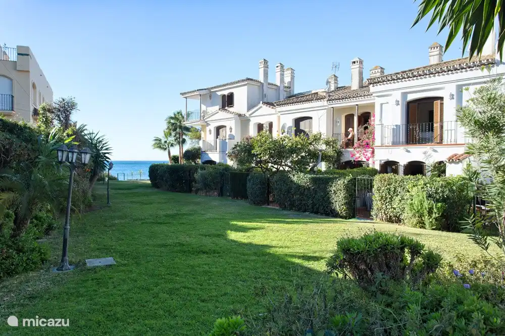 Laguna Beach in Estepona, Costa del Sol huren? Micazu