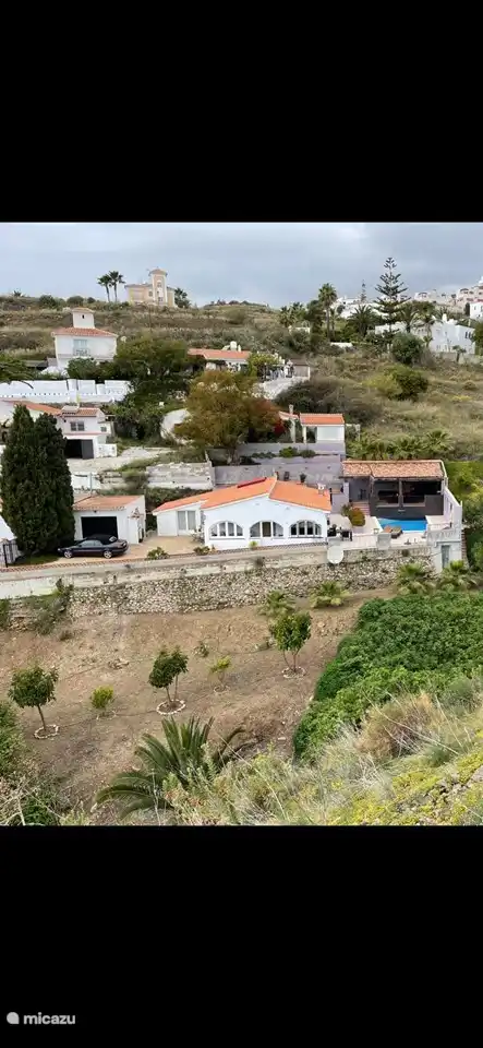 Das Haus in Torrox-Costa, mit privatem Pool und mehrere Terrassen.