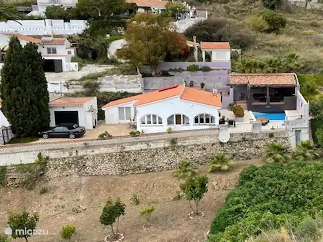 Villa Asturias | Espagne, Costa del Sol, Torrox-Costa - villa La maison à Torrox-Costa, avec piscine privée et plusieurs terrasses.