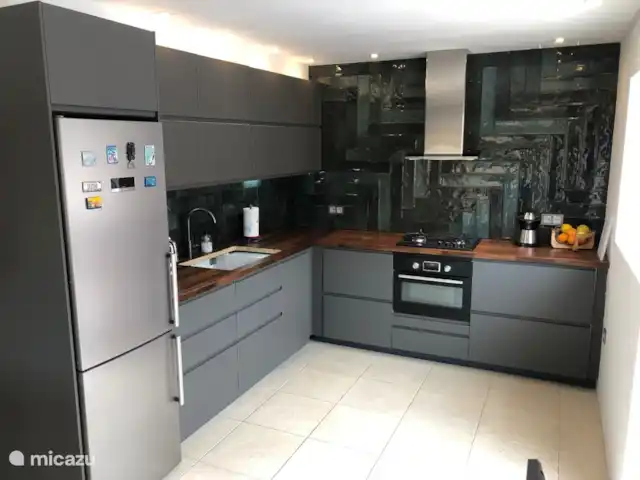 Villa Asturias | Espagne, Costa del Sol, Torrox-Costa - villa La cuisine avec four, micro-ondes, lave-vaisselle et réfrigérateur / congélateur. et équipé de tout le nécessaire.