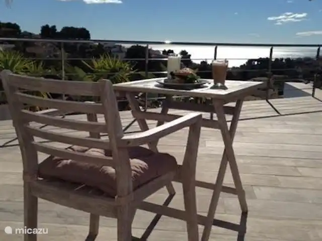 casa la fustera en España, Costa Blanca, Calpe - villa Delicioso desayuno bajo un cielo radiante.