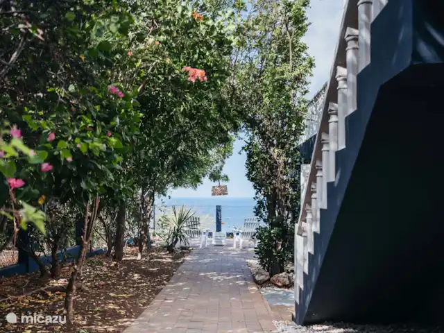 Les Nuances | Curaçao, Banda Abou (ouest), Coral Estate, Rif St.Marie - villa Escalier menant à la maison d’hôtes