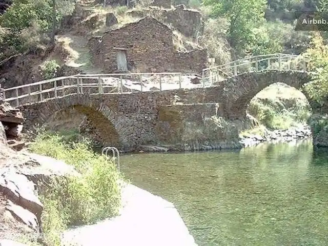 Foz dos Barreiros | Portugal, Coimbra, Piódão - gîte / cottage Piscine naturelle publique, magnifiquement située.