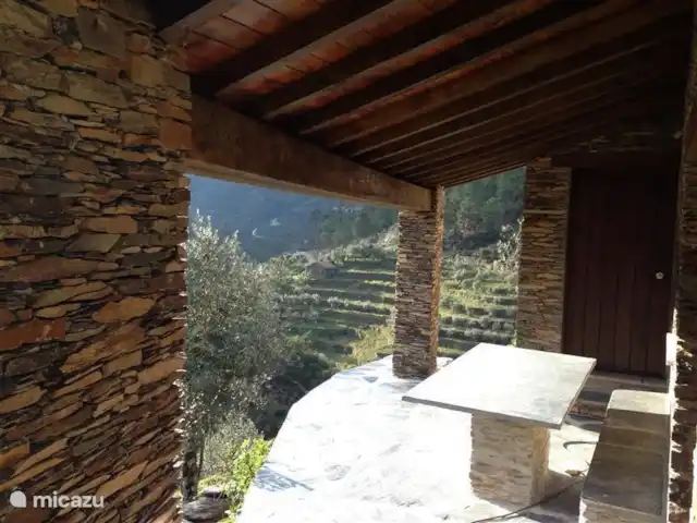 Foz dos Barreiros | Portugal, Coimbra, Piódão - gîte / cottage Terrasse où vous avez du soleil toute la journée !