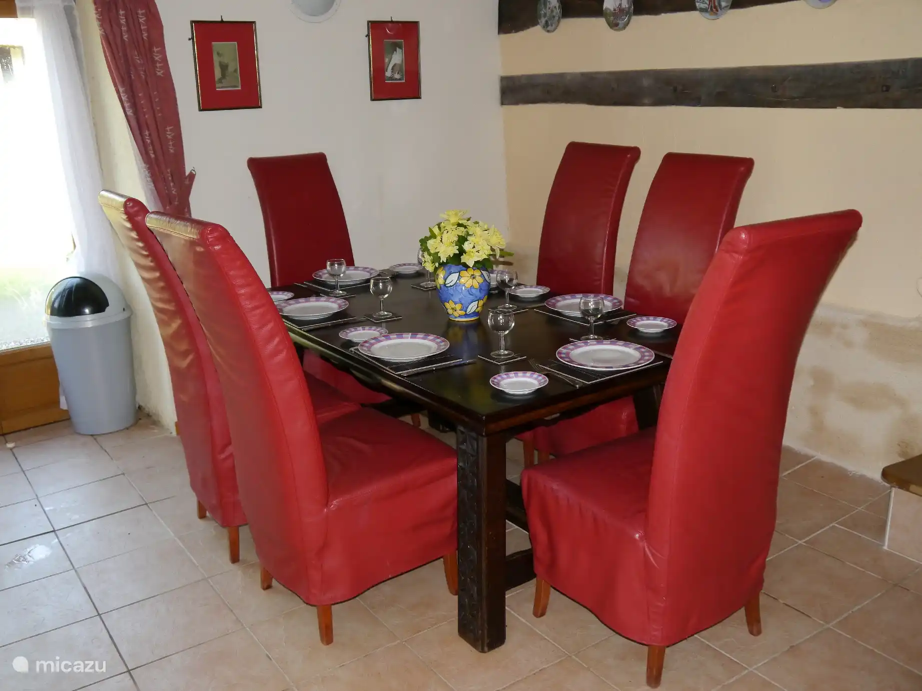 Eetkamer in open keuken