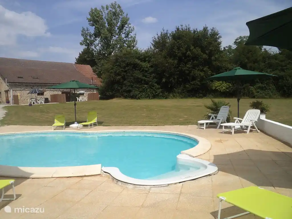 Casa rural de Monarque en Francia, Corrèze, Saint-Julien-le-Vendômois - Casa rural / Cabaña