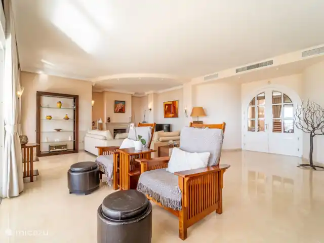 Villa de luxe avec vue mer panoramique | Espagne, Costa del Sol, Benalmádena - villa Salon