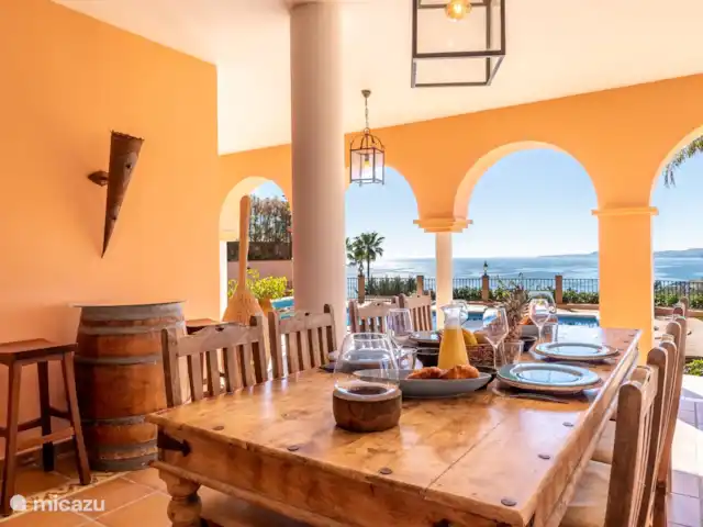 Villa de luxe avec vue mer panoramique | Espagne, Costa del Sol, Benalmádena - villa Table à manger extérieure