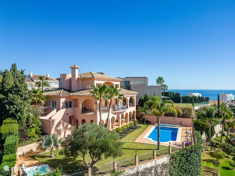 Casa vacacional España, Costa del Sol, Benalmádena Villa Villa de lujo con vista panorámica al mar
