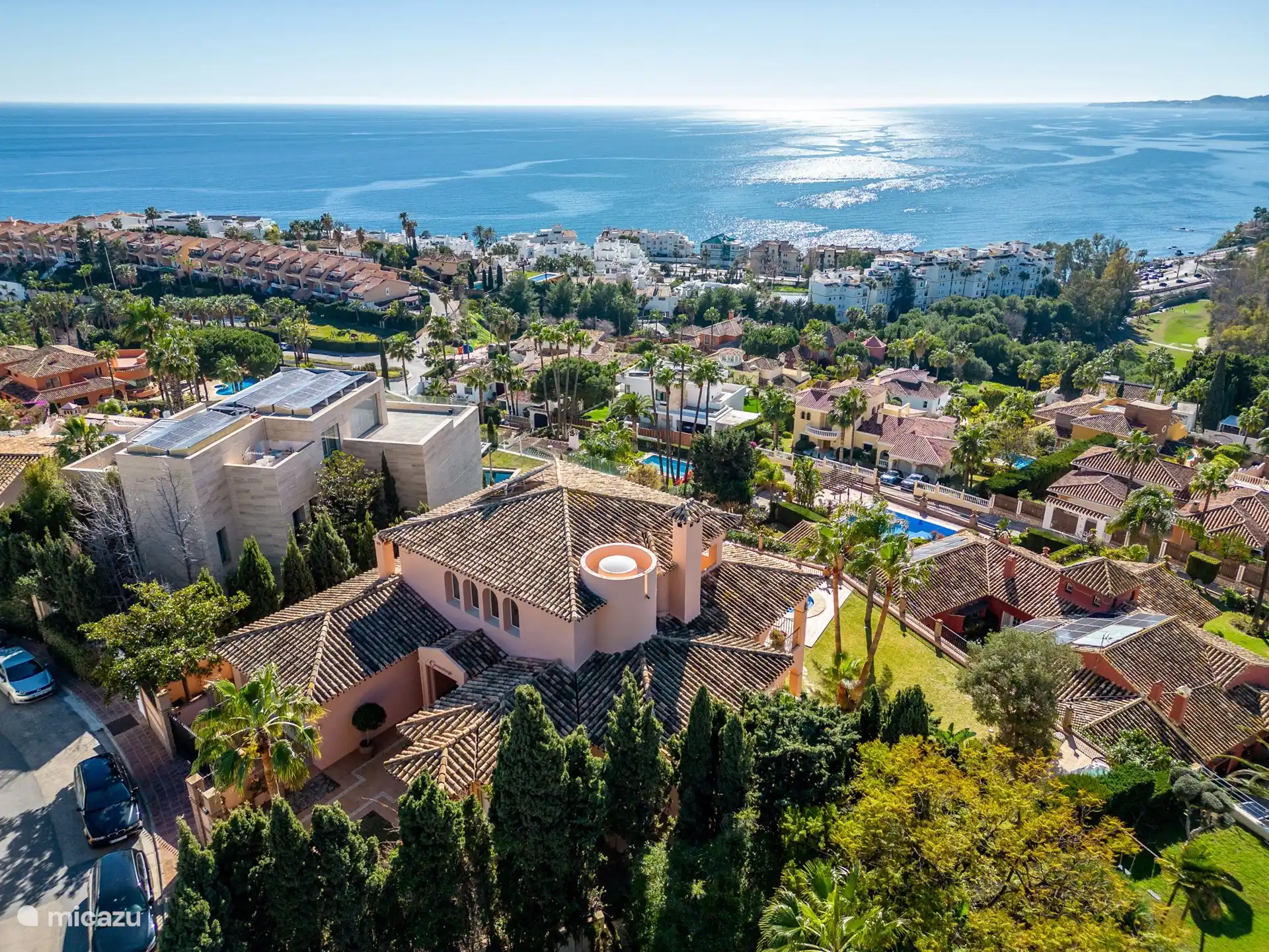 750 metros de la playa