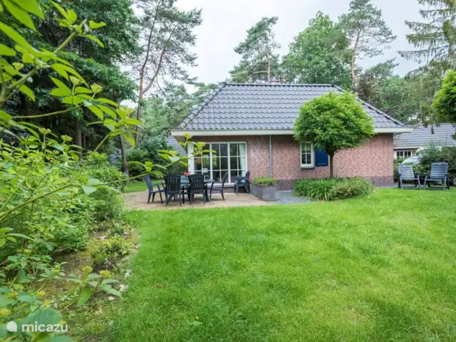 Bungalow La Paloma en Países Bajos, Güeldres, Beekbergen - villa Jardín con mucha vegetación