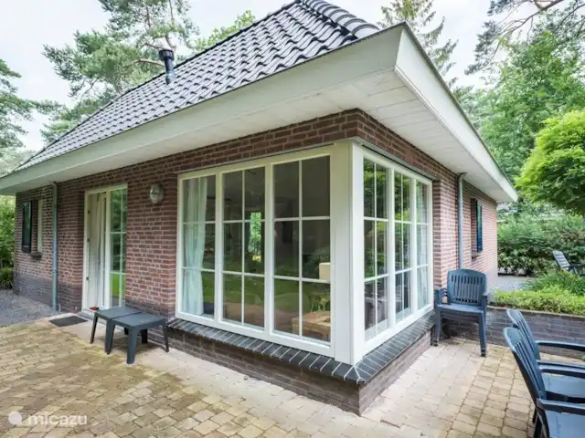 Bungalow La Paloma en Países Bajos, Güeldres, Beekbergen - villa Terraza Sur Este.