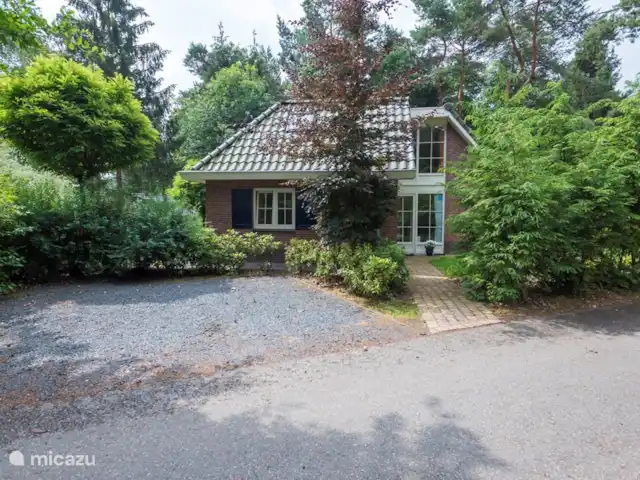 Bungalow La Paloma en Países Bajos, Güeldres, Beekbergen - villa Estacionamiento en el sitio para dos autos