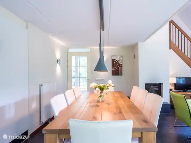 Bungalow La Paloma en Países Bajos, Güeldres, Beekbergen - villa Amplia mesa para ocho personas