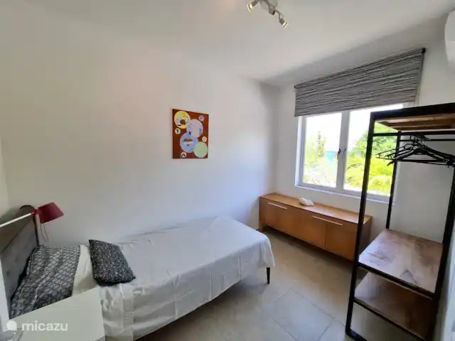 Soño Karibe avec piscine et intimité | Curaçao, Banda Abou (ouest), Fontein - villa 3ème chambre. Il s’agit d’une chambre individuelle.