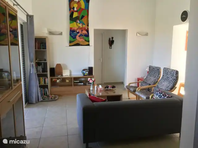 Soño Karibe avec piscine et intimité | Curaçao, Banda Abou (ouest), Fontein - villa Salon vu de la cuisine