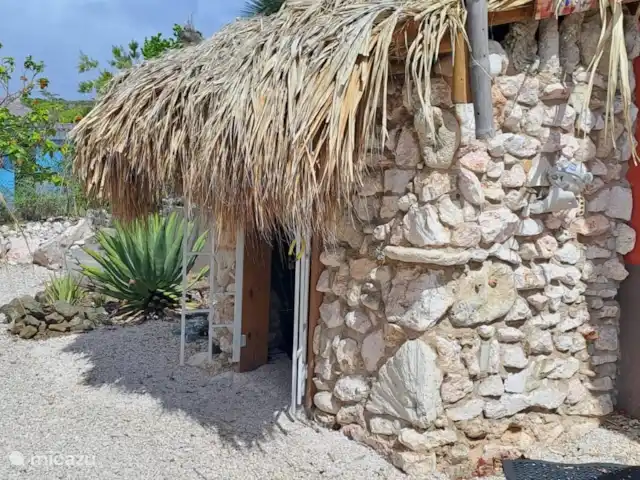 Soño Karibe avec piscine et intimité | Curaçao, Banda Abou (ouest), Fontein - villa Espace pour suspendre l’équipement de plongée.
