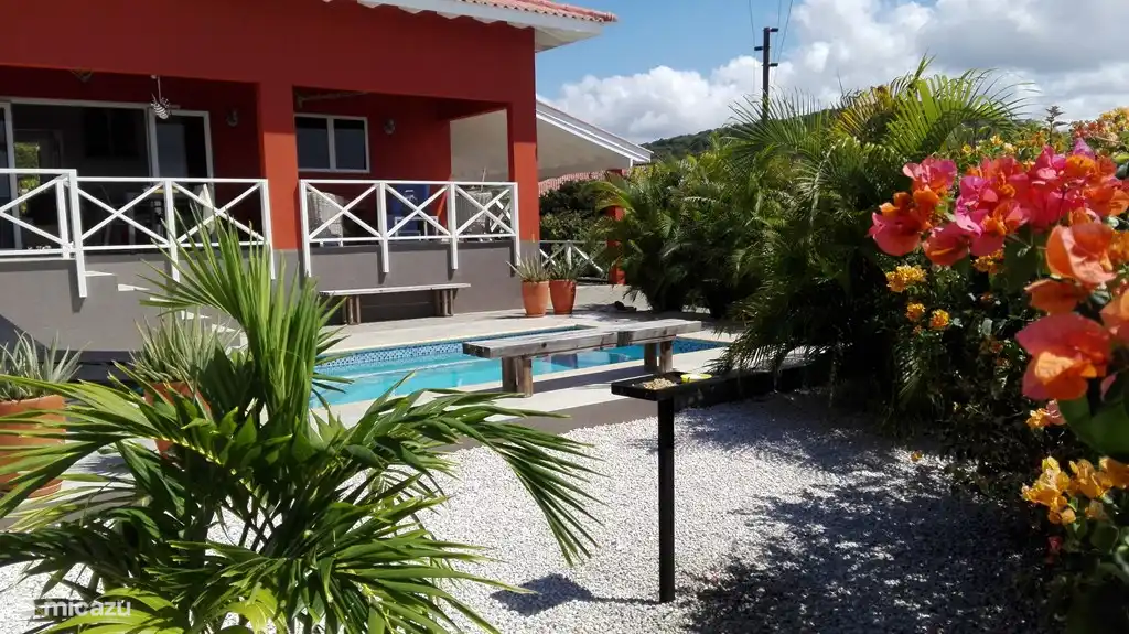 A lot of privacy !!!