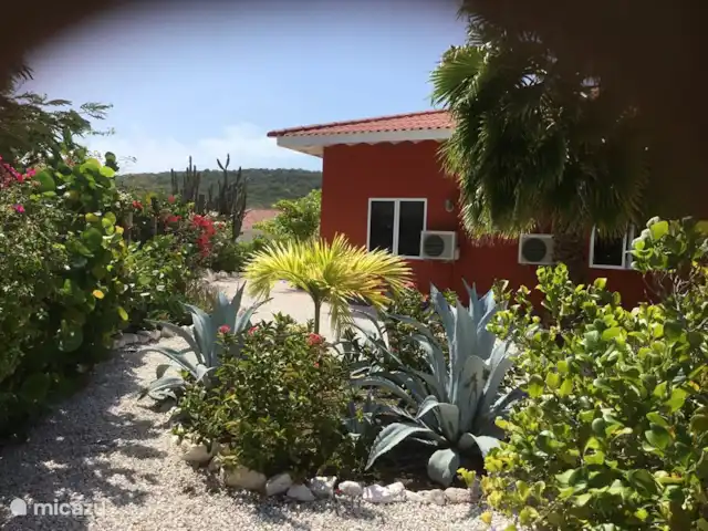 Soño Karibe avec piscine et intimité | Curaçao, Banda Abou (ouest), Fontein - villa Côté et arrière-cour, merveilleusement isolée