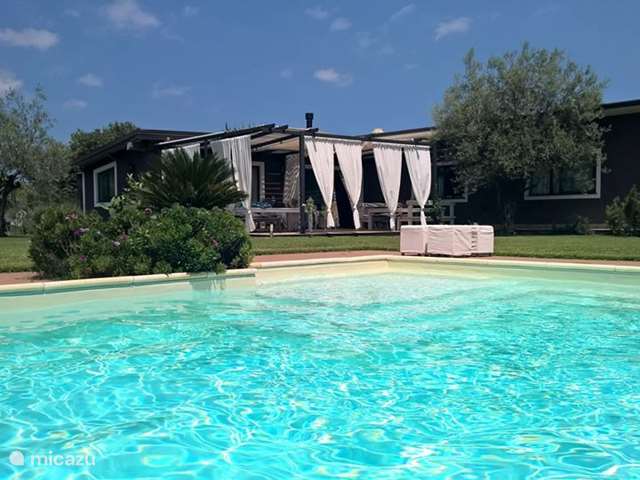 Vakantiehuis Italië, Sicilië – pension / guesthouse / privékamer Casa Oliva Nera - Etna Room