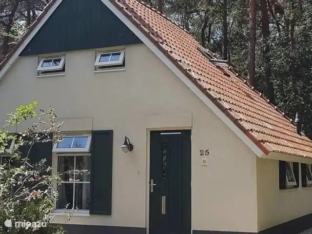 Villa Carpintero manchado en Países Bajos, Overijssel, IJhorst - casa vacacional casa delantera 3