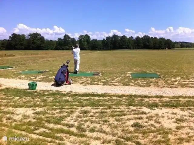 villa huren in Frankrijk, Ardèche, Vallon-Pont-d'Arc – Villa Marron 47 Golfbaan du Bournet op slechts 7 km van de vakantiewoning, aangelegd medio 2013, is inmiddels gereed.