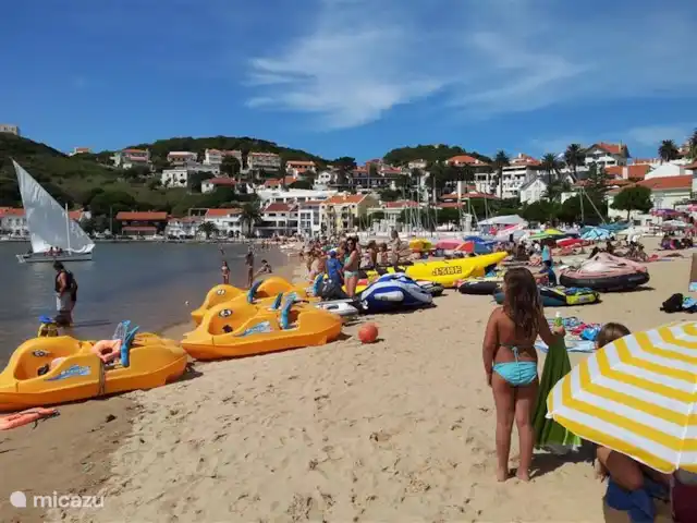 Villa Tradewinds - Vue sur l'océan | Portugal, Costa de Prata, Nazaré - villa La villa est située au calme dans la Serra da Pescaria à quelques minutes
minutes de la jolie ville balnéaire de Sao Martinho do Porto.
Vue sur la plage de Sao Martinho do Porto.