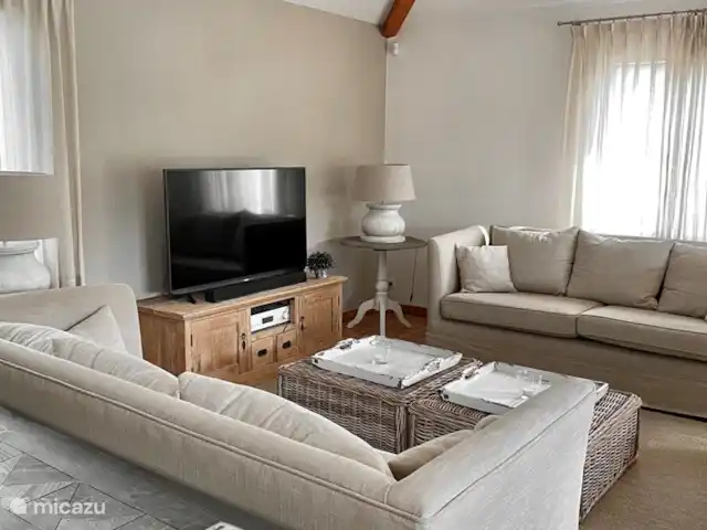 Villa Le Sanglier, met privé zwembad huren in Frankrijk, Ardèche, Vallon-Pont-d'Arc - villa woonkamer