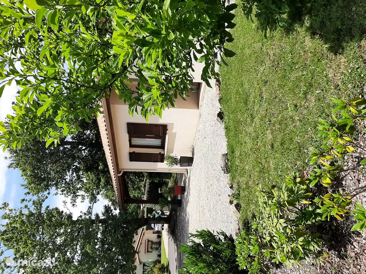 Village Le Chat in Frankreich, Charente, Écuras - Ferienhaus