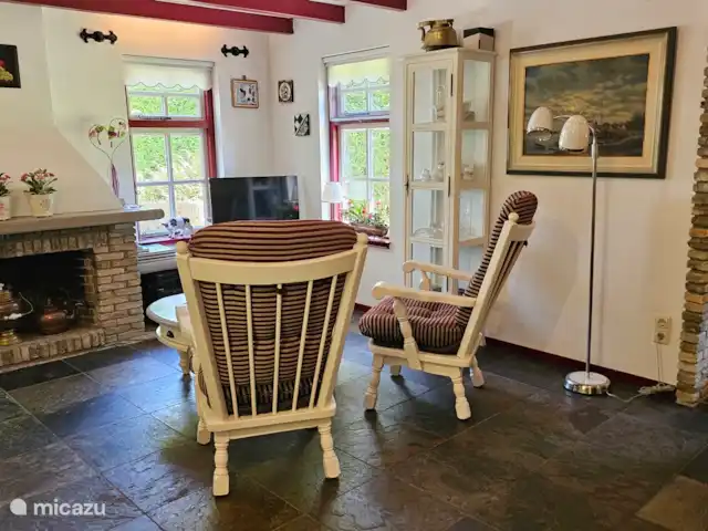 It Koaihus huren in Nederland, Friesland, Jistrum - vakantiehuis Zithoek met multimedia