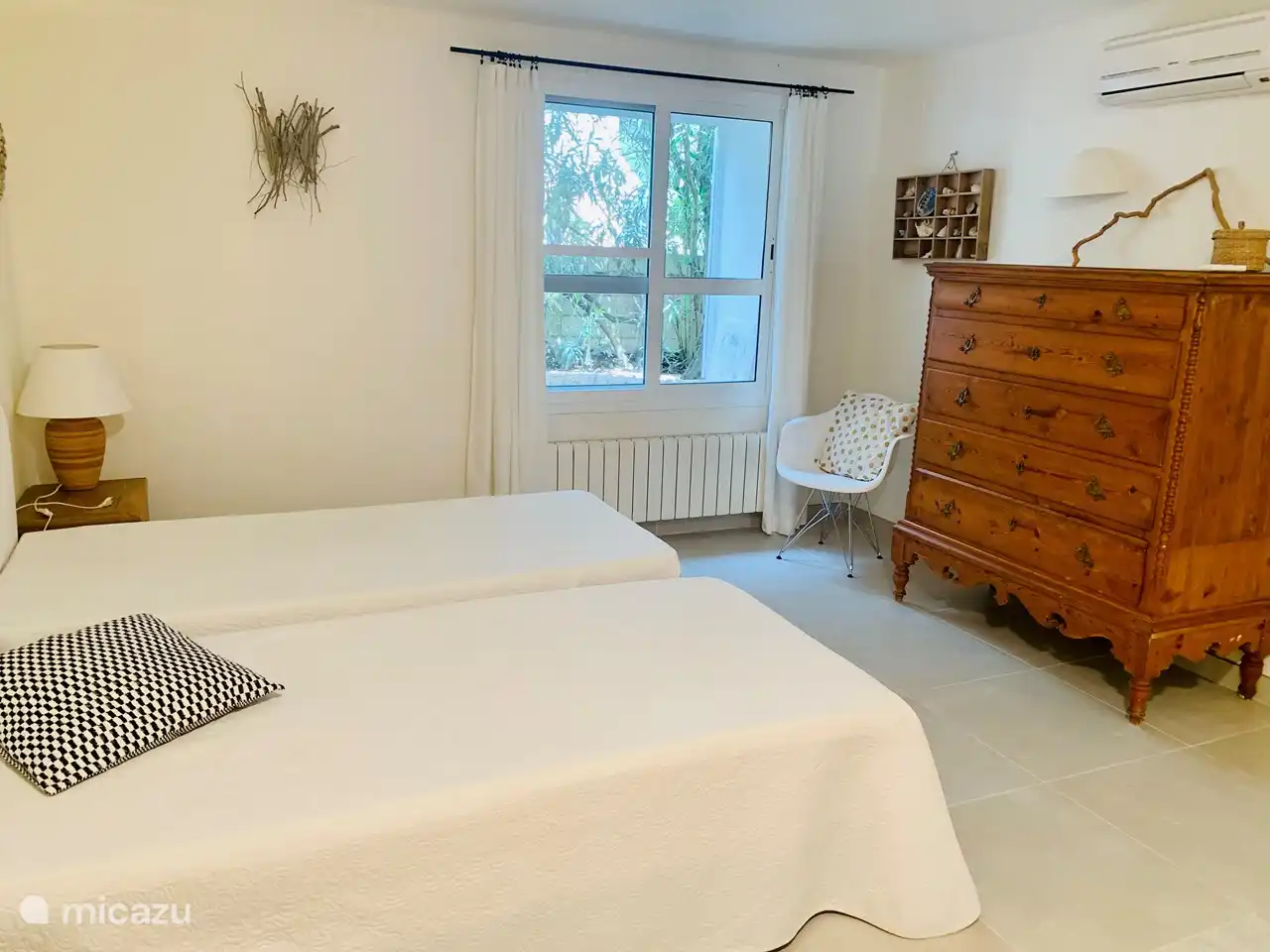 Sehr geräumige Schlafzimmer