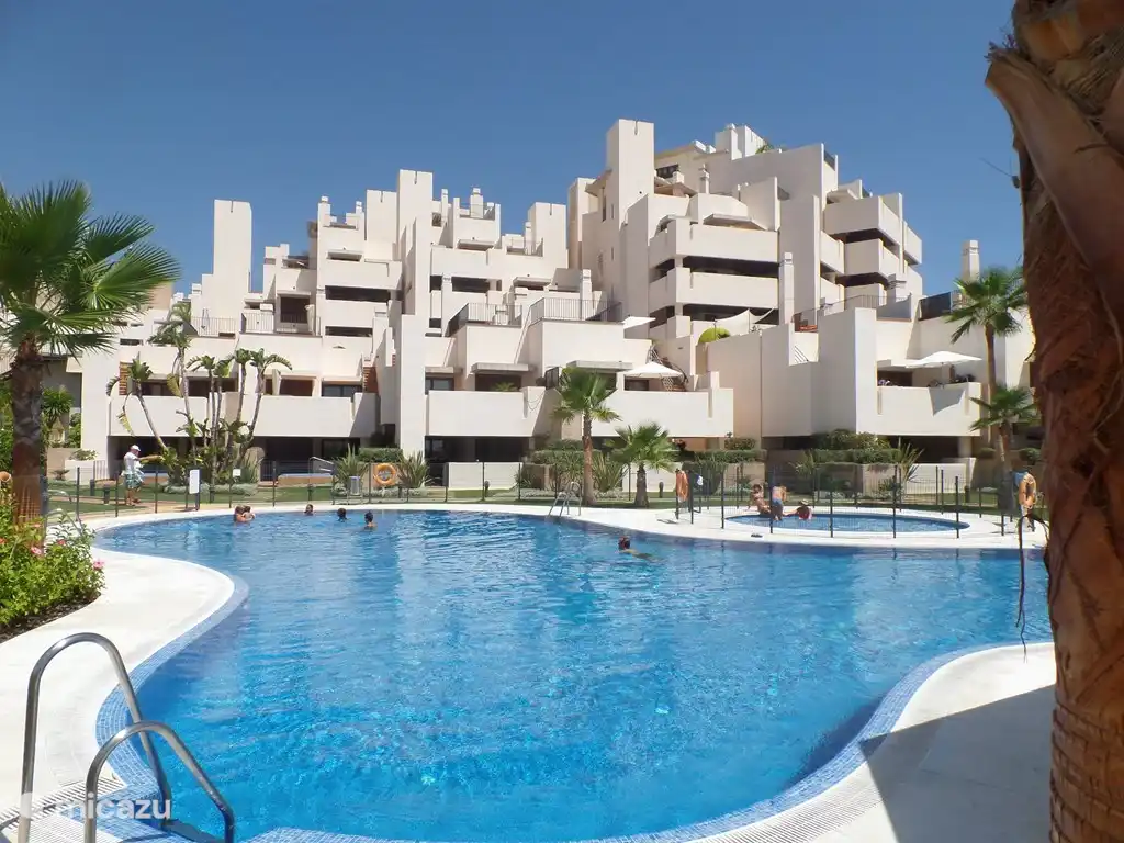 Penthouse huren in Estepona, Costa del Sol? Bahia de la Plata Micazu