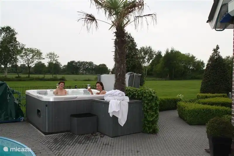 Geniet van sauna faciliteiten bij sauna-beauty Ommen. Gasten van Bosluwte krijgen 10% korting!