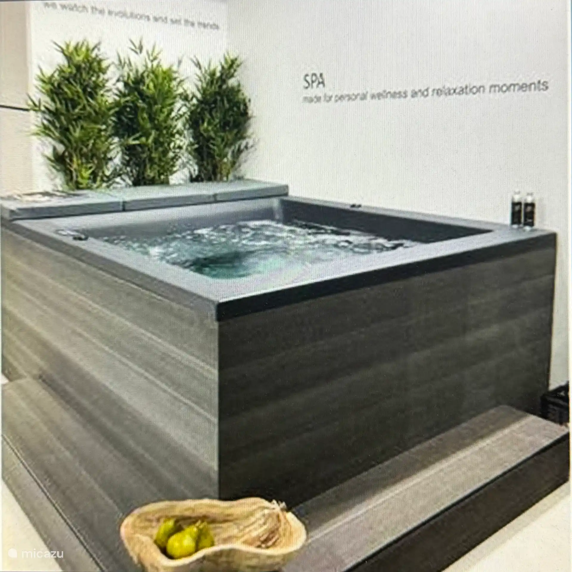 Neu ab April 2026 Luxuriöser Außenwhirlpool für 6 Personen