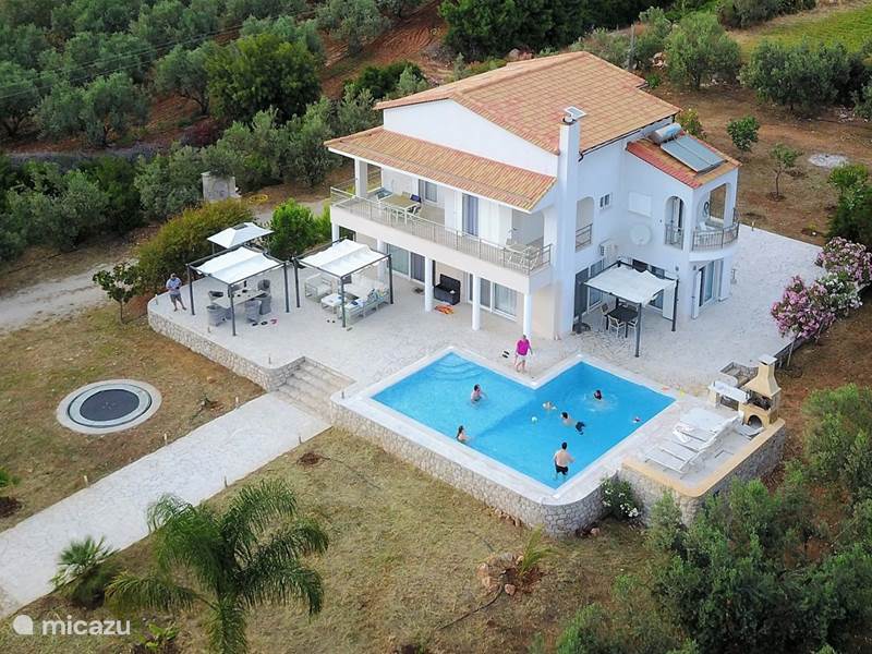 Holiday home in Greece, Peloponnese, Kantia Villa Luxury Vacation Villa Livadia