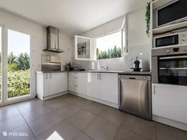 Garonne | France, Lot-et-Garonne, Pujols - maison de vacances Cuisine