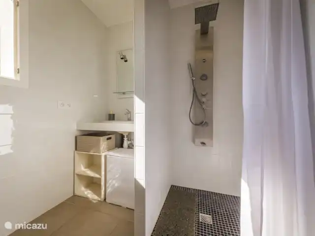 Garonne | France, Lot-et-Garonne, Pujols - maison de vacances Salle de Bains