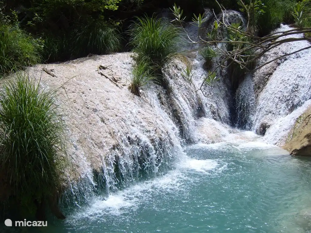 Polilimnio waterfalls