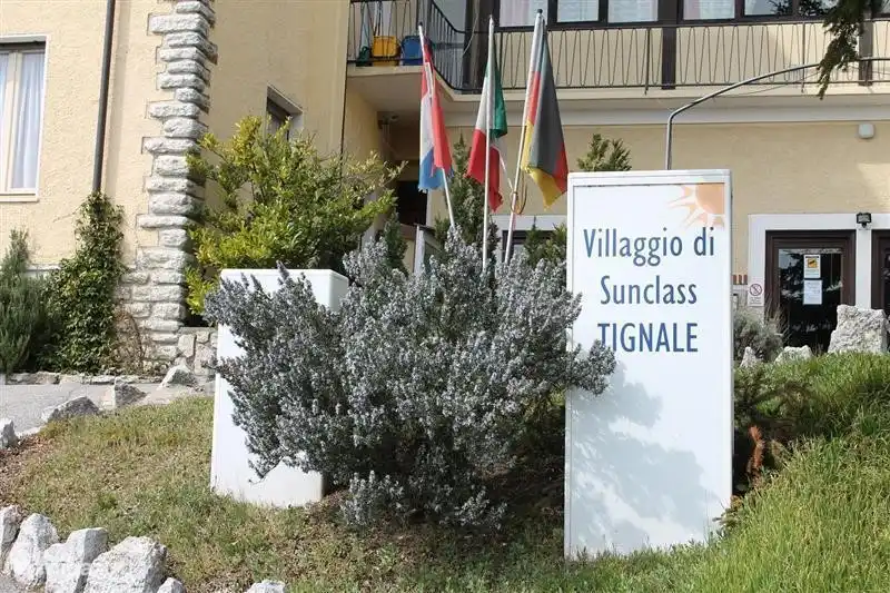 Ferienhaus Sunclass Haus, Blick auf Gardasee in Tignale, Gardasee, Italien mieten? | Micazu