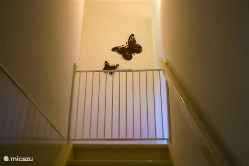 Treppenschutzgitter an der Oberseite der Treppe