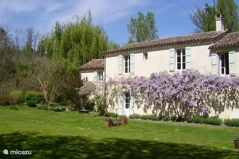 mill_cottage_courbian 1