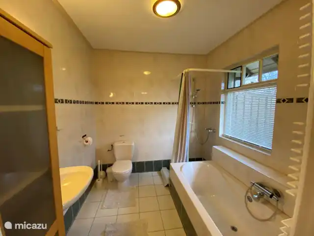Bungalow Rural Privado de Vacaciones Ov en Países Bajos, Overijssel, Hardenberg - bungaló el baño de lujo