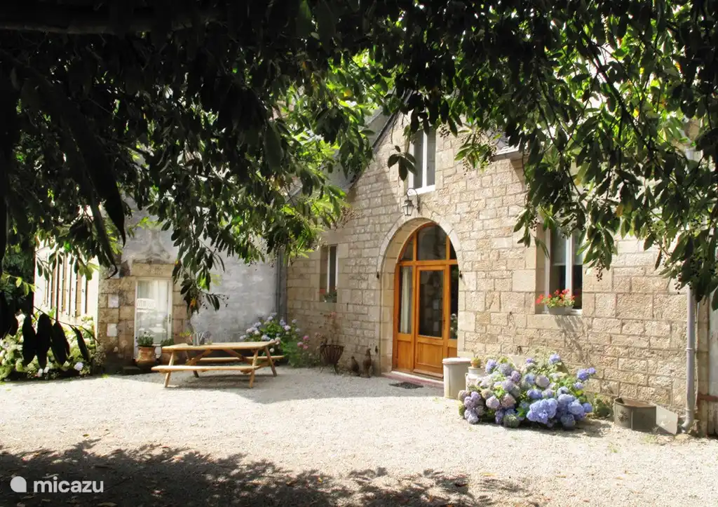 Culture & histoire, France, Morbihan, Ploërdut, maison de vacances Gites Guernevelien Le Chariot