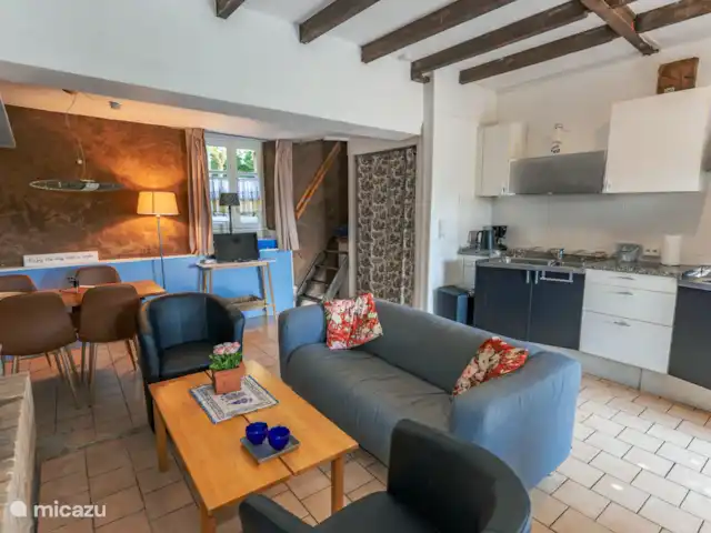 Gite Bleu, Ménil Vin, Normandie | France, Orne, Ménil-Vin - maison de vacances Salon et cuisine