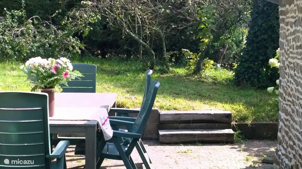 Achtertuin Gite Bleu