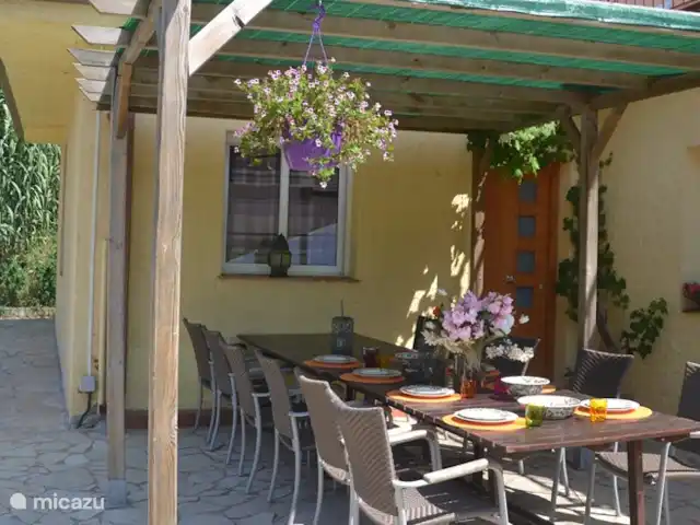 Alicia | Espagne, Costa Brava, Lloret de Mar - maison de vacances grande table à manger pour 14 personnes à l'extérieur au barbecue